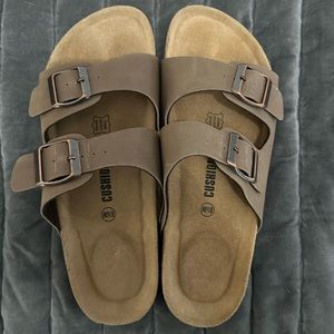 Women’s Sandals